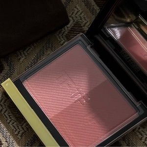 Tom Ford shade and illuminate blush